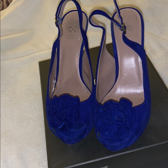 Vince Camuto VC-Motion heels - Picture 3 of 5